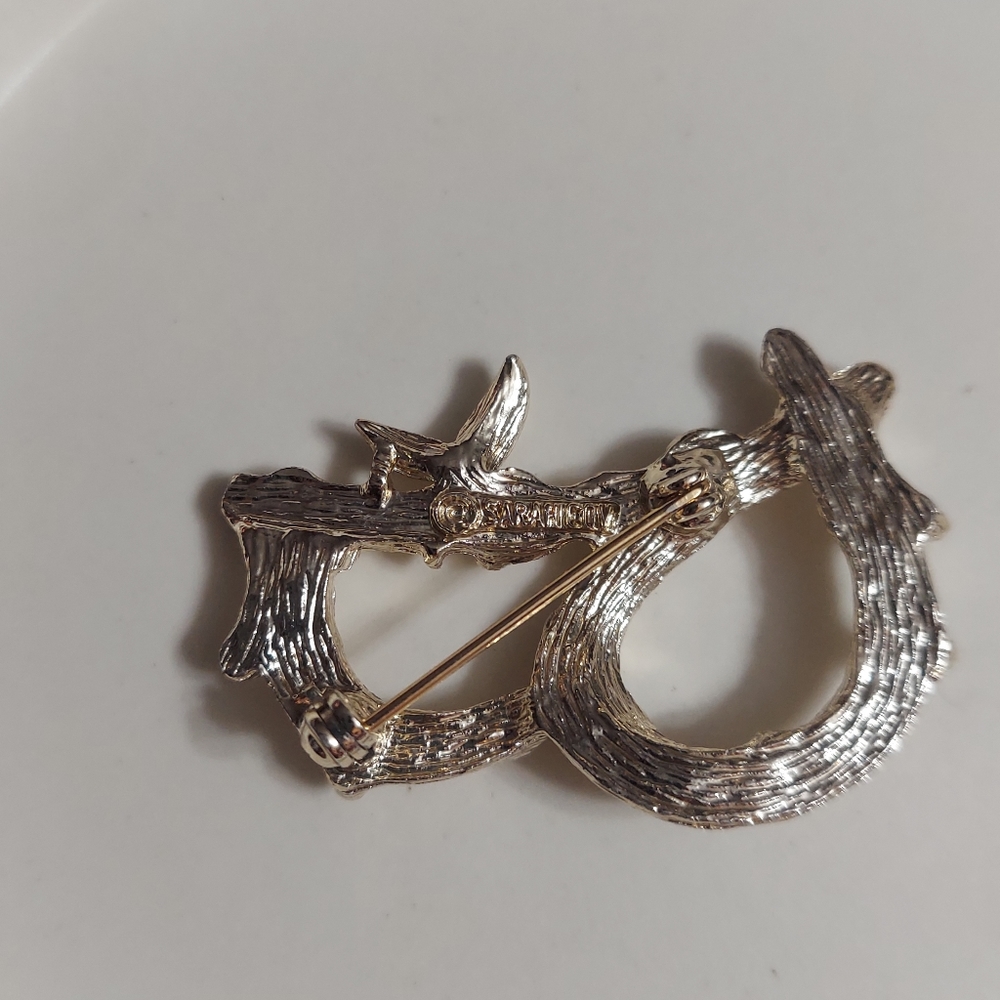 Sarah Coventry Textured Gold/Vintage Initial 'B' Branch & Vine Brooch/Pin - Picture 3 of 4